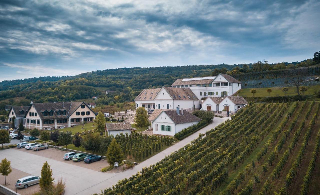 Hotel Takler Kuria Szekszárd Zewnętrze zdjęcie