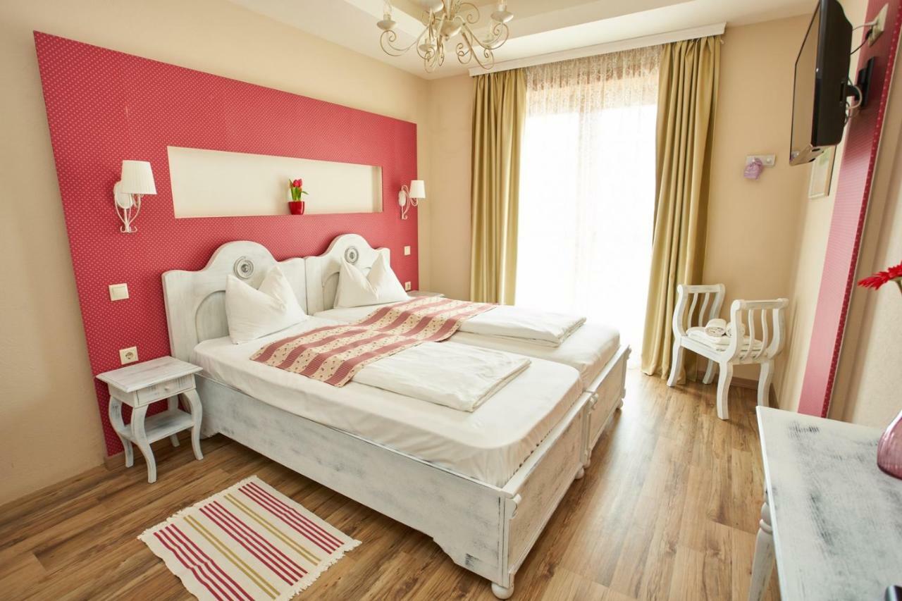 Hotel Takler Kuria Szekszárd Zewnętrze zdjęcie