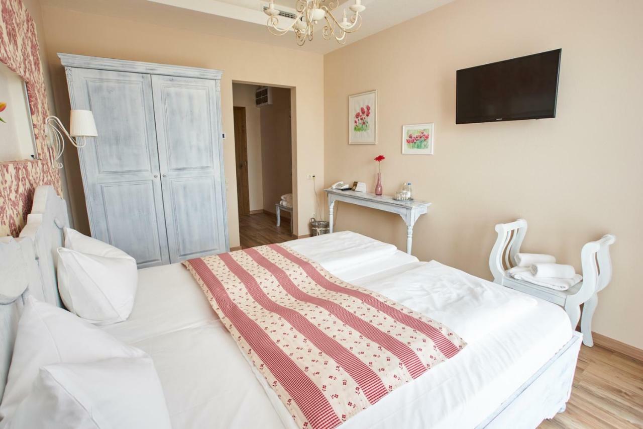 Hotel Takler Kuria Szekszárd Zewnętrze zdjęcie