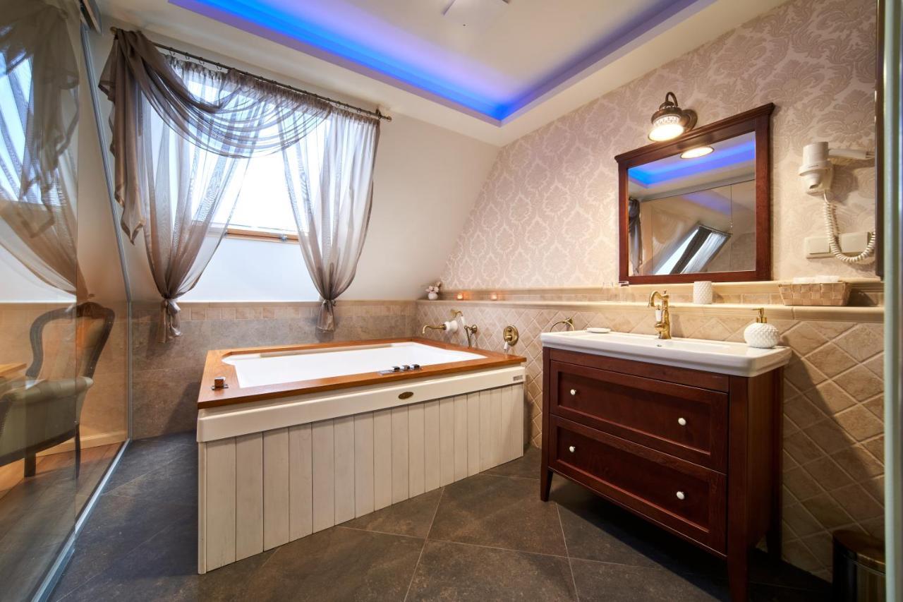 Hotel Takler Kuria Szekszárd Zewnętrze zdjęcie