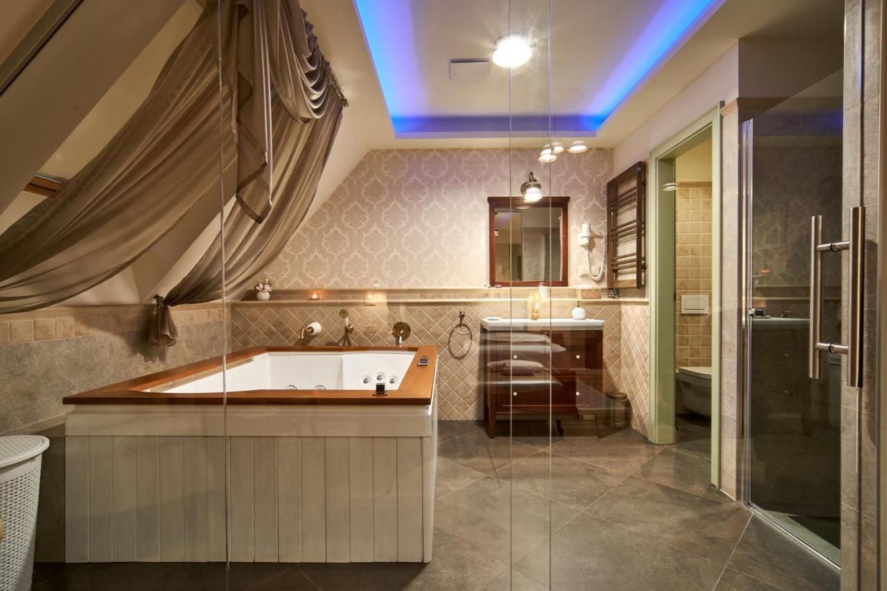 Hotel Takler Kuria Szekszárd Zewnętrze zdjęcie